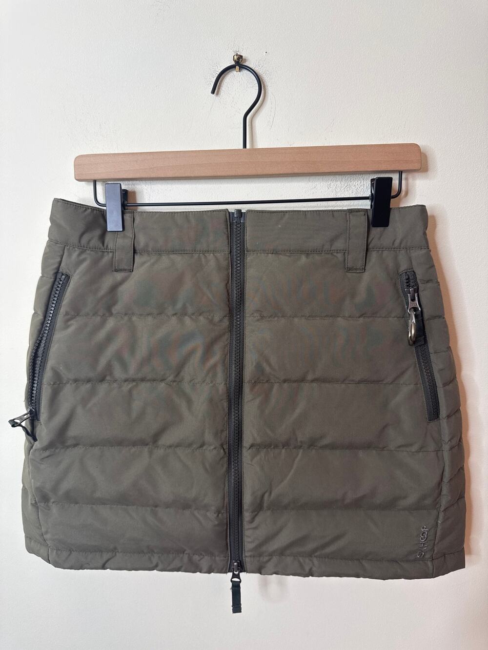 SKHOOP of Scandinavia Green Front Zip Puffer Mini Skirt Medium